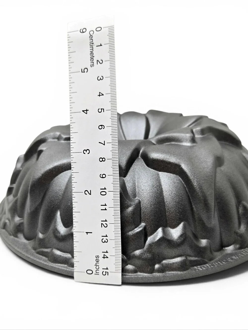 Nordic Ware Poinsettia Cake Pan.